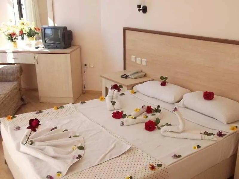 Central Park Hotel Çeşme